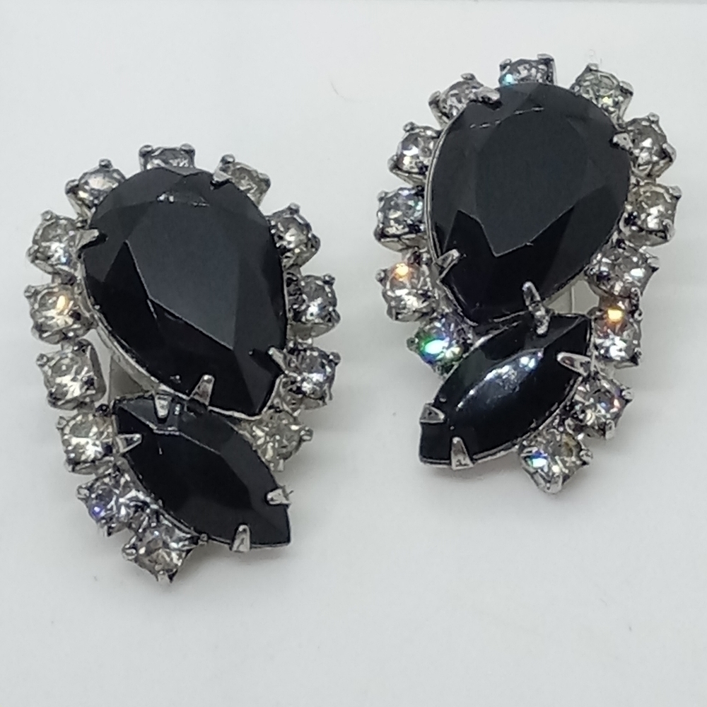 * vintage black teardrop glass & rhinestones silver tone clip on earrings